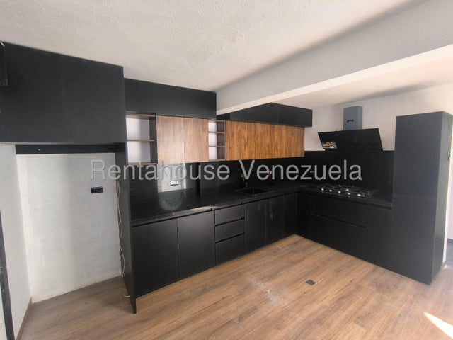 De lujo Casa en venta ubicada en el bosque valencia carabobo codigo 26-13718