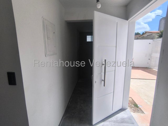 De lujo Casa en venta ubicada en el bosque valencia carabobo codigo 26-13718