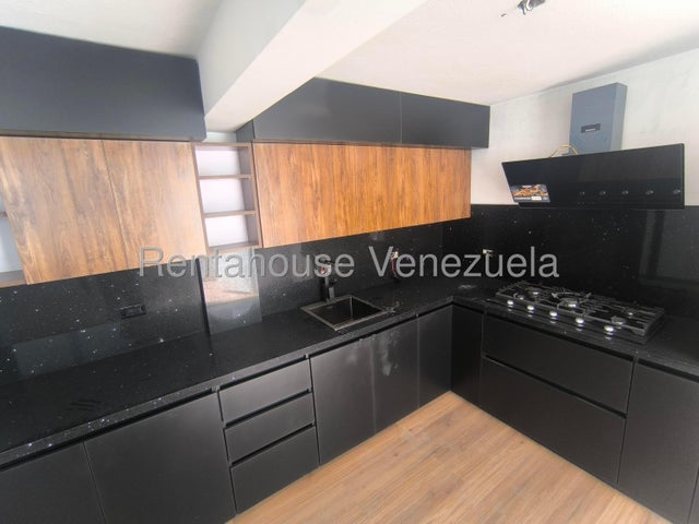 De lujo Casa en venta ubicada en el bosque valencia carabobo codigo 26-13718