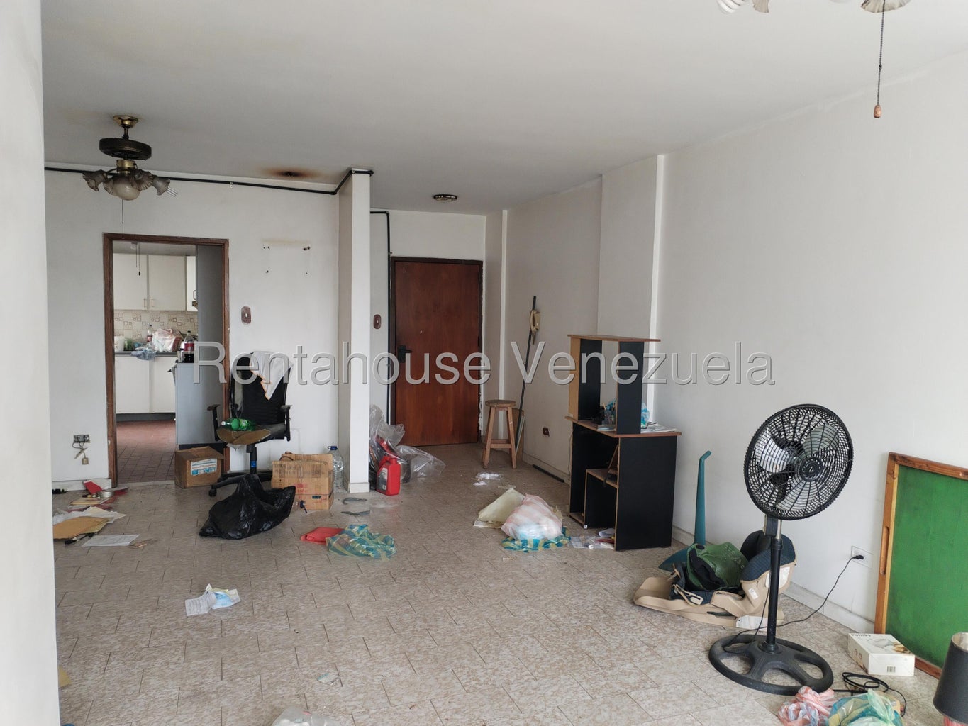 Prebo I Apartamento en venta con cocina Valencia Carabobo codigo 26-18465