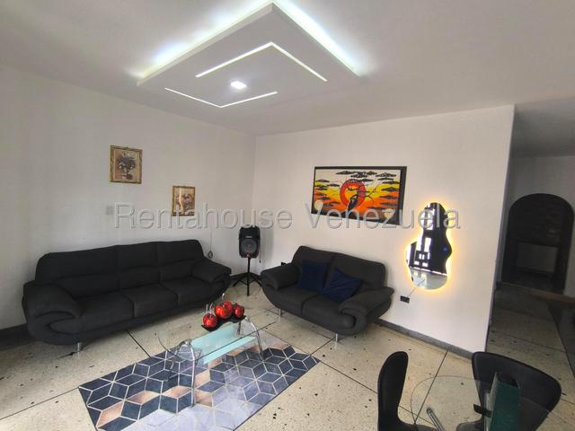 Apartamento planta baja con internet en venta en san blas valencia carabobo codigo 26-16455