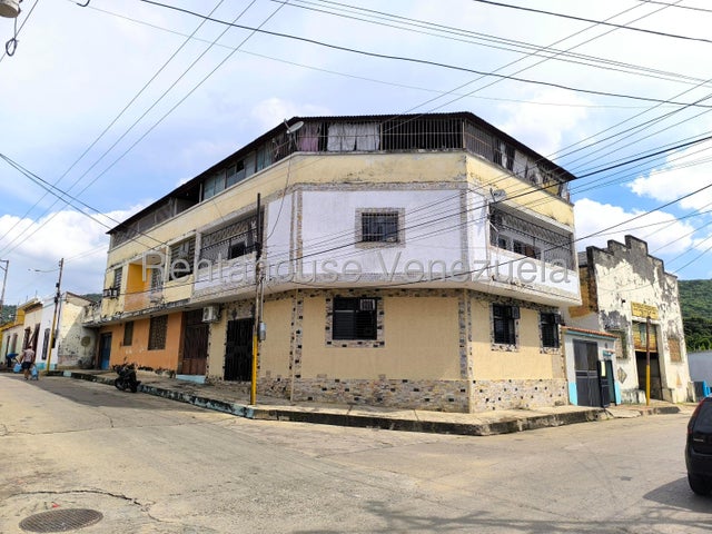 Apartamento planta baja con internet en venta en san blas valencia carabobo codigo 26-16455