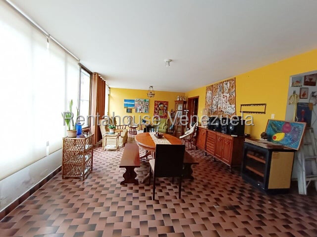 Trigal centro Casa en venta con jardin ubicada en Valencia Carabobo codigo 26-11215