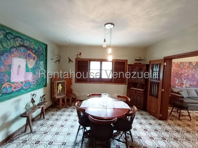 Trigal centro Casa en venta con jardin ubicada en Valencia Carabobo codigo 26-11215