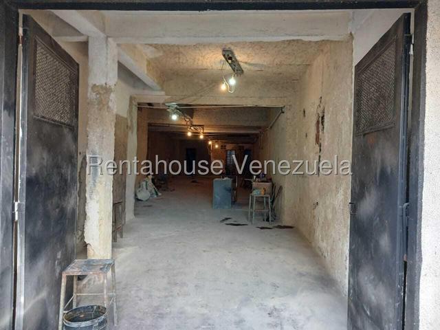 ALQUILER EN CATIA  #26-17028