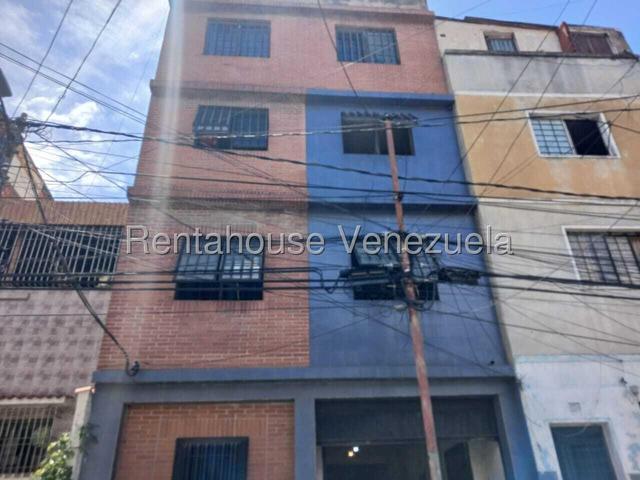 ALQUILER EN CATIA  #26-17028