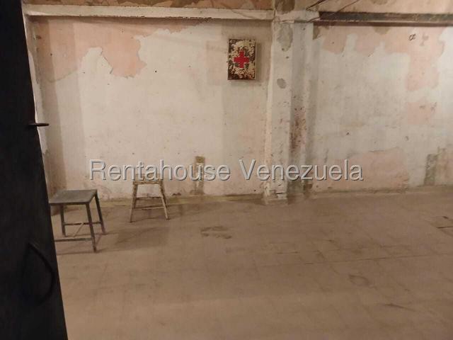 ALQUILER EN CATIA  #26-17028