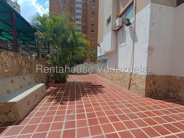 Apartamento amoblado en venta ubicado en la trigaleña valencia carabobo codigo 26-15967