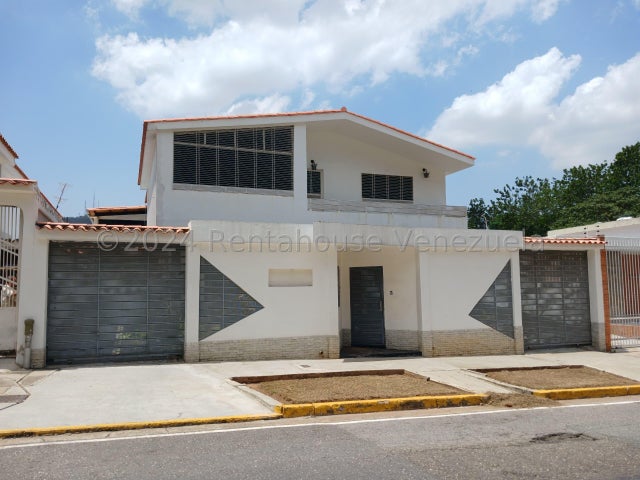 Casa en venta en Trigal Centro Valencia Carabobo Codigo 24-23389