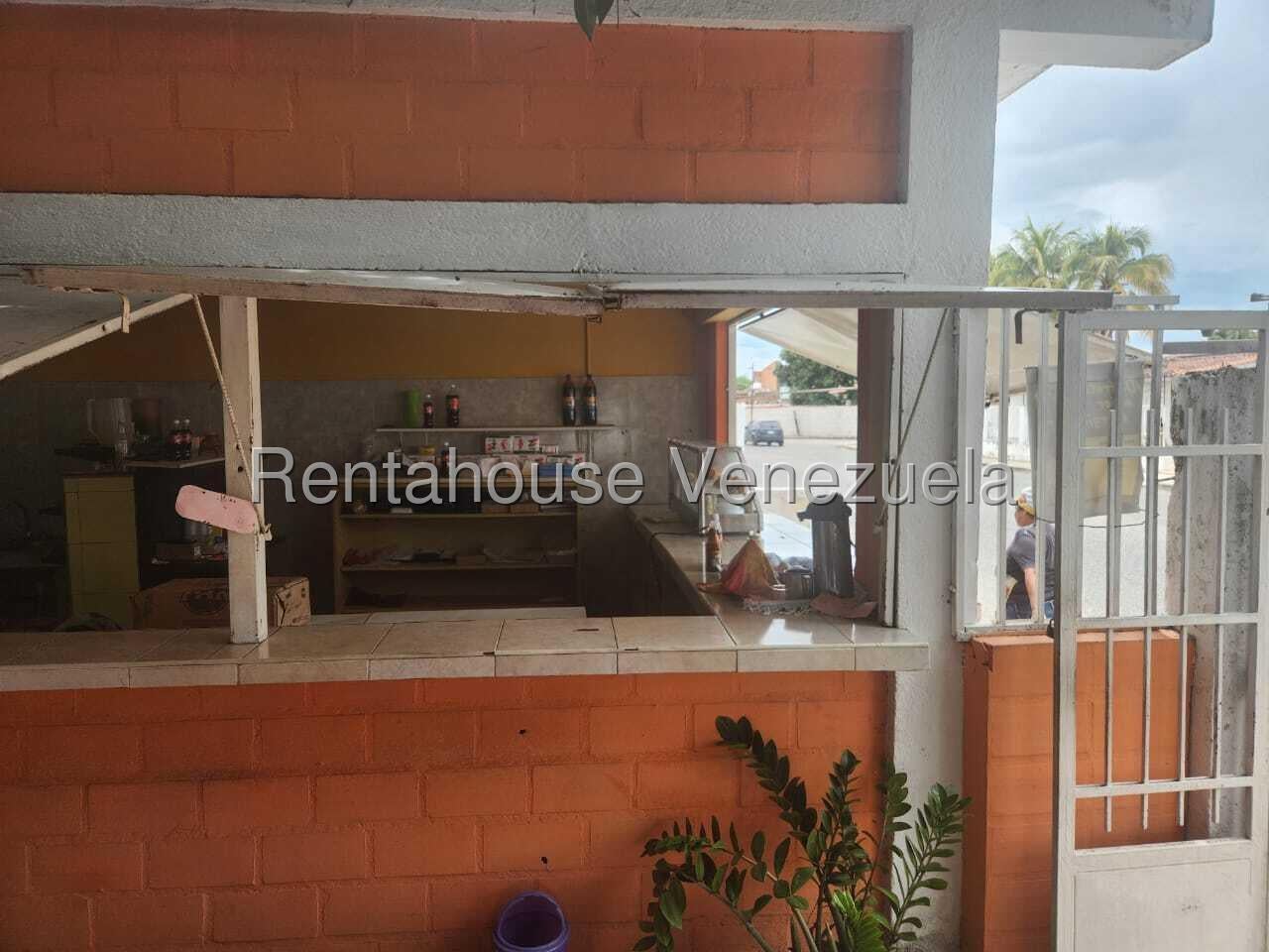 ¡OPORTUNIDAD ÚNICA EN CIUDAD ALIANZA! Casa + 2 Anexos + 2 Locales Comerciales ????. Ciudad Alianza.