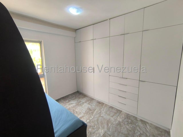 Townhouse en Alquiler CON PLANTA ELECTRICA Y POZO DE AGUA Naguanagua el rincon carabobo codigo 26-17882