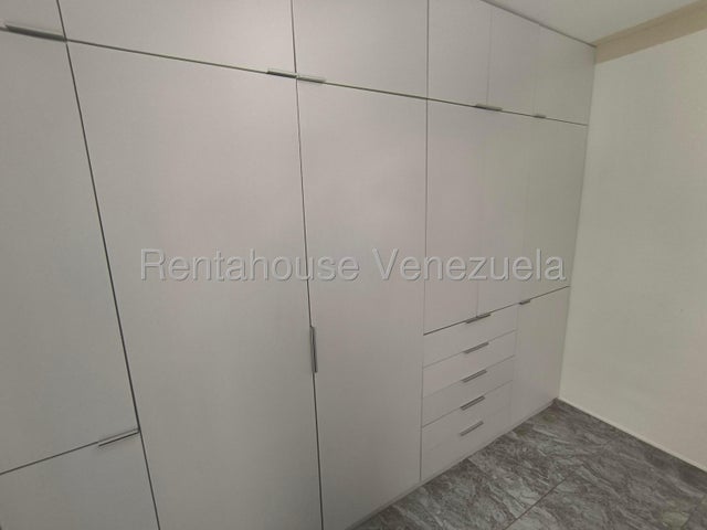 Townhouse en Alquiler CON PLANTA ELECTRICA Y POZO DE AGUA Naguanagua el rincon carabobo codigo 26-17882