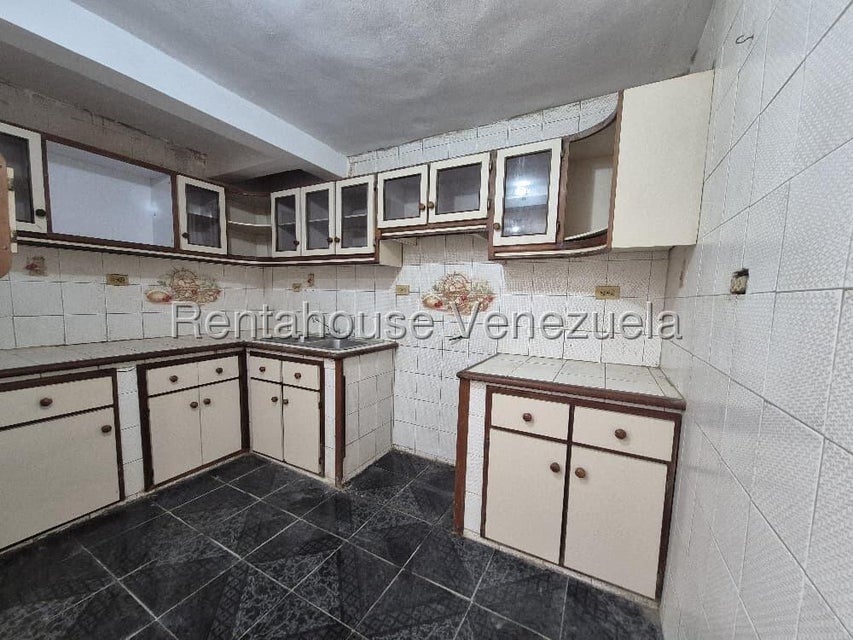 Casa en venta Sector Doña Emilia (Los Cactus) - Punto Fijo, Falcón. Venezuela. 26-19264