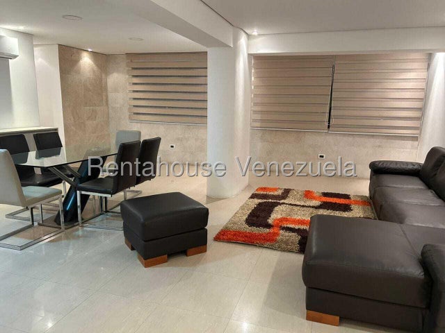 26-19199 En alquiler exclusivo y amplio apartamento amoblado y equipado Mañongo Naguanagua