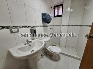 Edificio Corporativo Premium en La Candelaria: 483m² de Lujo y Operatividad 100% COD 26-14325