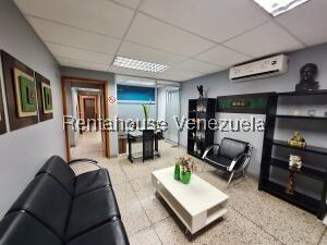 Edificio Corporativo Premium en La Candelaria: 483m² de Lujo y Operatividad 100% COD 25-19783
