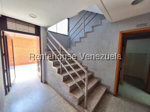 Edificio Corporativo Premium en La Candelaria: 483m² de Lujo y Operatividad 100% COD 25-19783