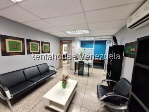 Edificio Corporativo Premium en La Candelaria: 483m² de Lujo y Operatividad 100% COD 25-19783
