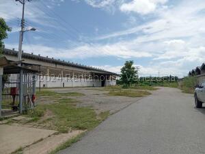 Galpón Industrial de 24.963m²: Potencial Ilimitado en Zona Industrial Sur COD 25-4278