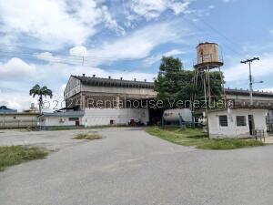 Galpón Industrial de 24.963m²: Potencial Ilimitado en Zona Industrial Sur COD 25-4278
