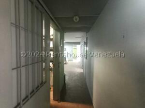 Galpón Industrial de 24.963m²: Potencial Ilimitado en Zona Industrial Sur COD 25-4278