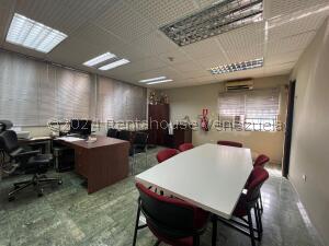Complejo Industrial de 40.000m²: Infraestructura Imponente en Zona Ind. Sur COD 26-6301
