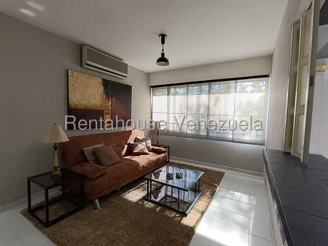 Apartamento amoblado en alquiler en El Bosque Valencia Carabobo 26-10405