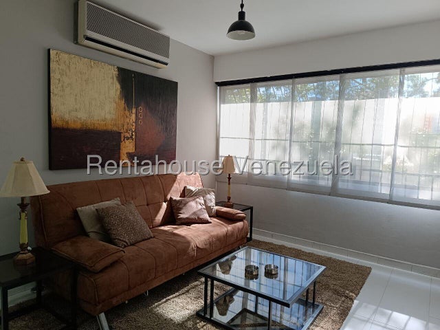 Apartamento amoblado en alquiler en El Bosque Valencia Carabobo 26-10405