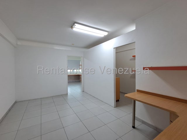 Oficina de 47 m² en C.C. Gravina – Agua Blanca (Mezzanina)  EN ALQUILER  COD 26-19459 ( SOOLO CLIENTES) 
