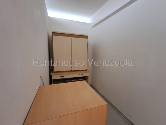 Oficina de 47 m² en C.C. Gravina – Agua Blanca (Mezzanina)  EN ALQUILER  COD 26-19459 ( SOOLO CLIENTES) 