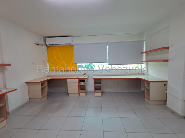 Oficina de 47 m² en C.C. Gravina – Agua Blanca (Mezzanina)  EN ALQUILER  COD 26-19459 ( SOOLO CLIENTES) 