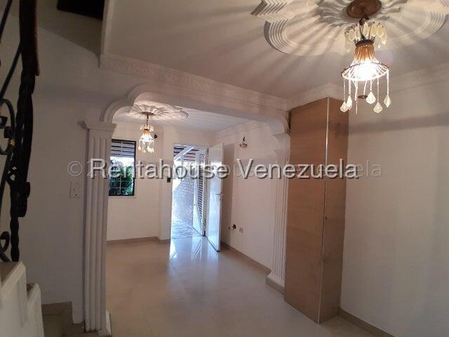 Venta de Townhouse. Laguna Club. San Diego #26-6383