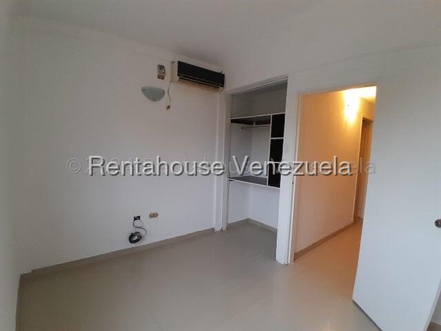 Venta de Townhouse. Laguna Club. San Diego #26-6383