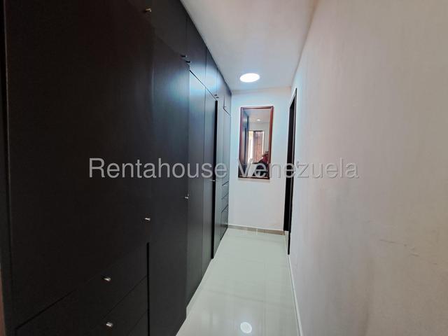 Venta de Townhouse. Manantial Dorado #25-24951