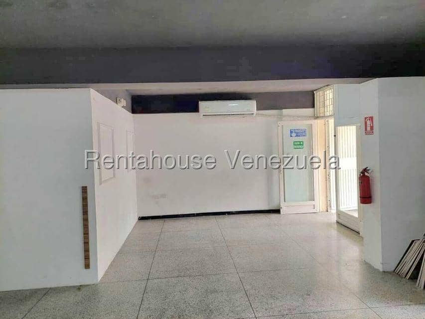 Local en alquiler en San José de tarbes Valencia Carabobo Desiree Castillo Rentahouse 