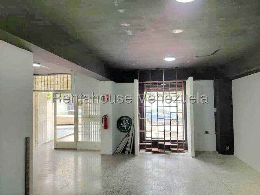 Local en alquiler en San José de tarbes Valencia Carabobo Desiree Castillo Rentahouse 