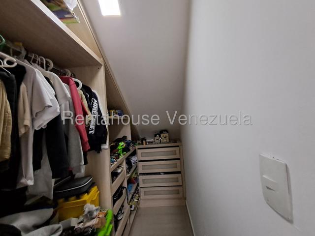 Venta de Townhouse El Rincon #26-18095