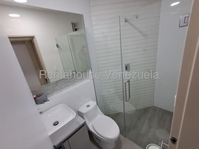 Venta de Townhouse El Rincon #26-18095