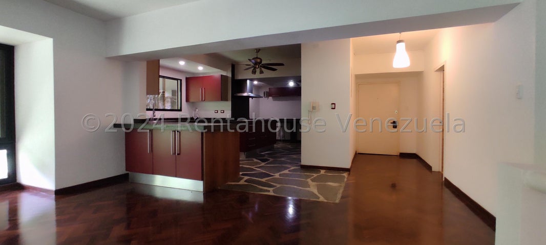 VENTA ALTO HATILLO  #26-13018