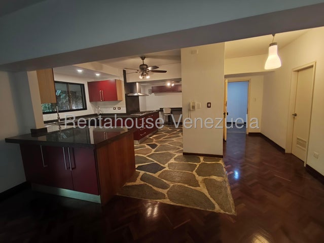 VENTA ALTO HATILLO  #26-13018