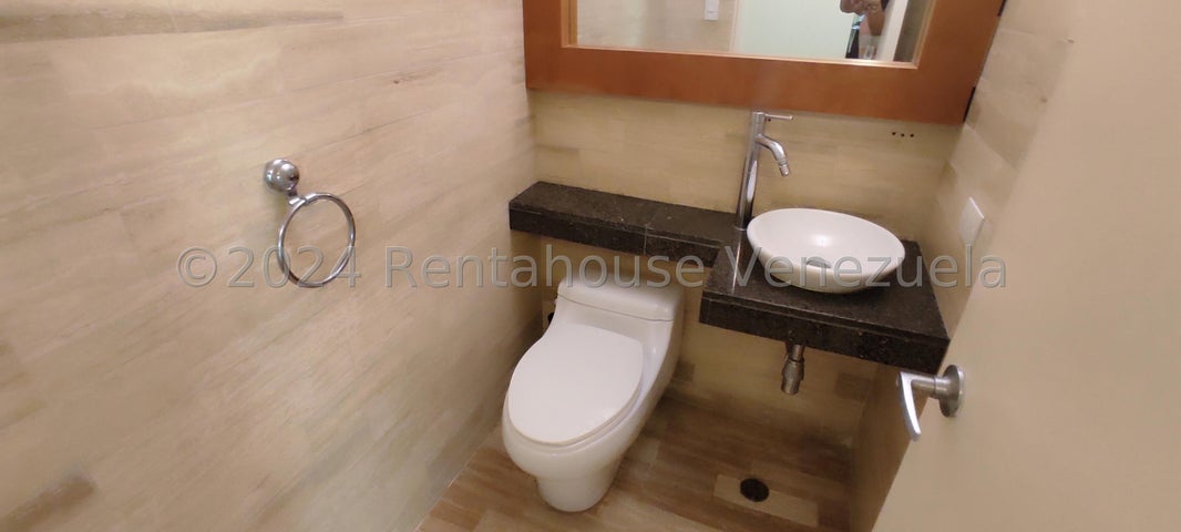 VENTA ALTO HATILLO  #26-13018