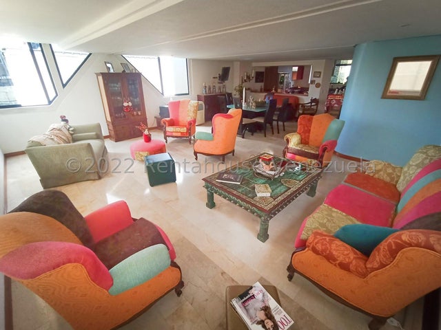 VENTA EL HATILLO #23-27122