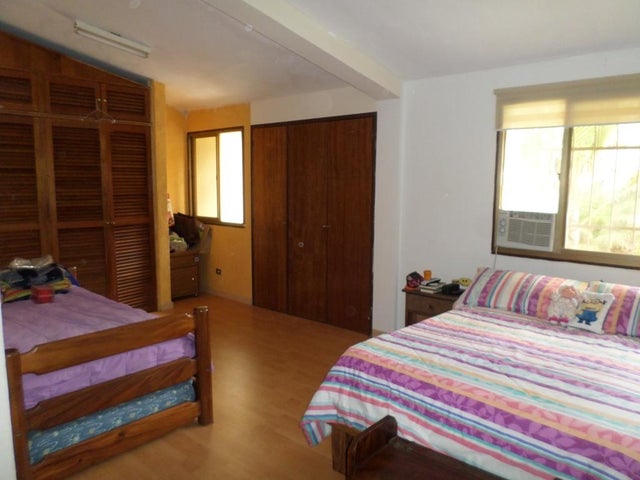 VENTA EL HATILLO  #26-20931