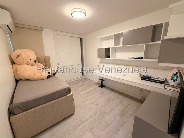 VENTA LA FLORIDA #26-15586