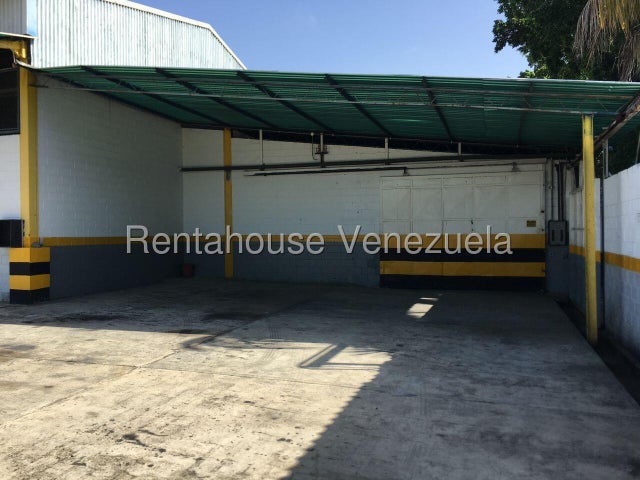 Galpón 260m² Zona Industrial Castillito – San Diego Código: 26-14435 Solo clientes directos