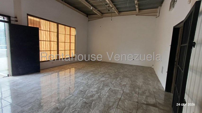 Galpón 853m² Urbanización Industrial Castillito – San Diego Código: 25-14948   (Solo clientes directos )