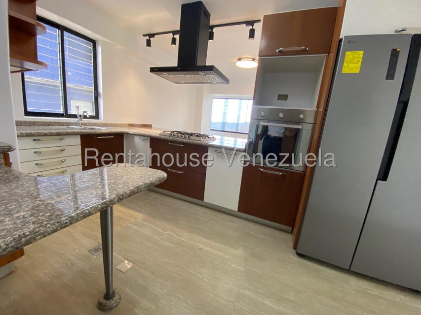 Apartamento amplio en el Parral en venta de 149m2 con planta eléctrica 100% Valencia Carabobo 