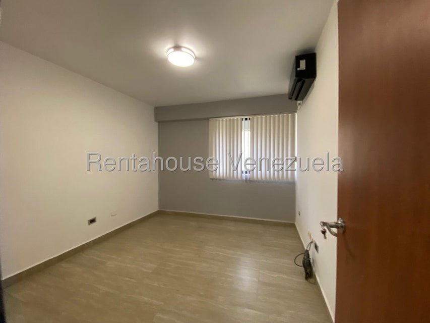 Apartamento amplio en el Parral en venta de 149m2 con planta eléctrica 100% Valencia Carabobo 