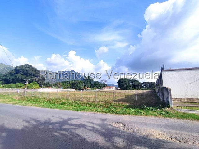 Terreno Residencial de 9000m² en El Polvero, San Diego Código: 2616851 Solo Clientes