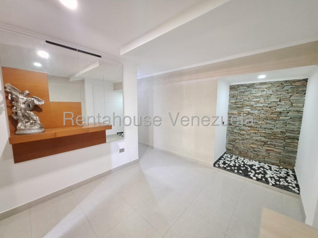 Casa Remodelada Tipo Dúplex – El Trigal Norte 26-3015 | SOLO CLIENTES